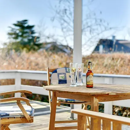 Amazing In Bjert With Kitchen Tatil Evi Binderup Strand