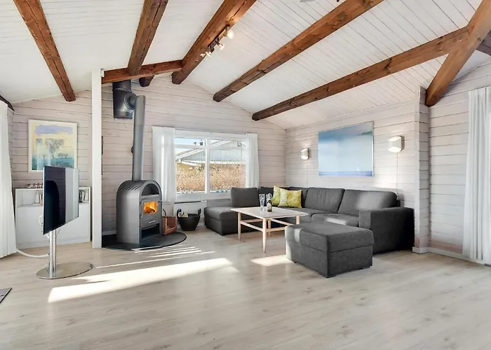 Hébergement de vacances Gorgeous In Bjert With Wifi *