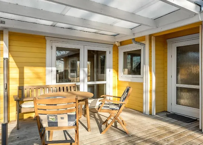 Gorgeous In Bjert With Wifi * Binderup Strand